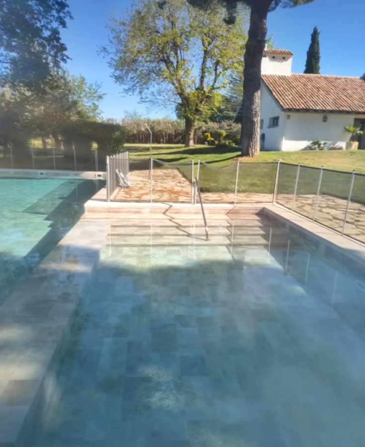 Impermeabilización de piscina 17x9 en Valdetorres del Jarama, Madrid.